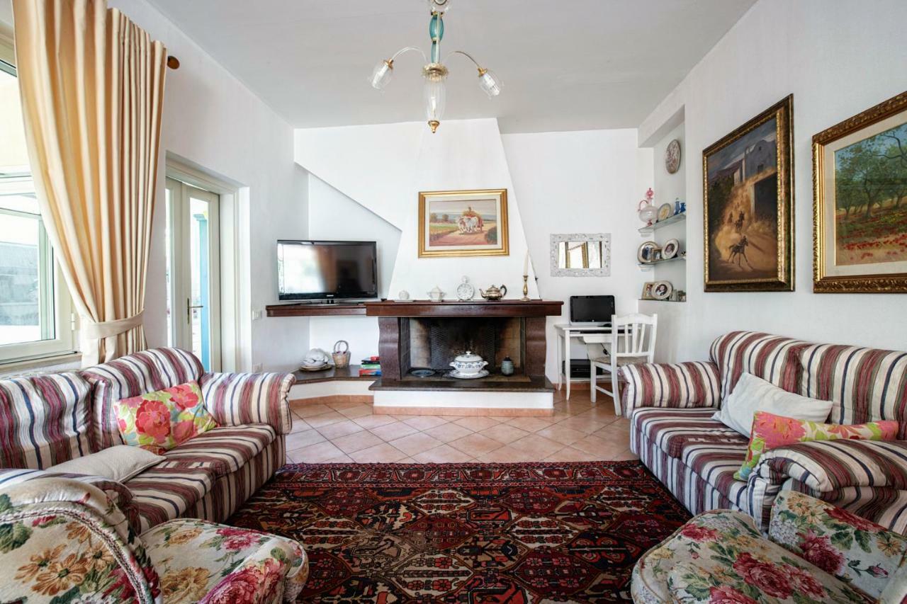B&B Da Marcella Oristano Exterior foto